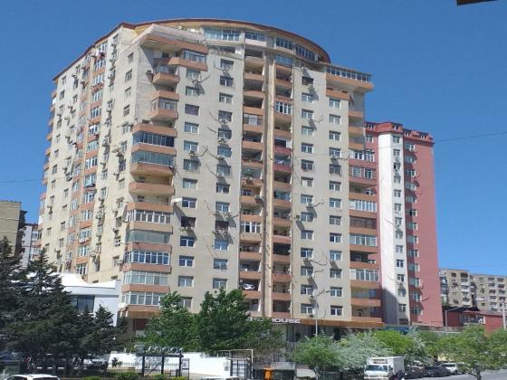 Satılır 3 otaqlı 156 m<sup>2</sup> yeni tikili Yeni Yasamal , Əsəd Əhmədov 24b ünvanında