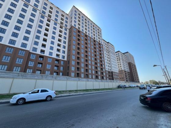 Satılır 2 otaqlı 71 m<sup>2</sup> yeni tikili Nicat Mustafayev 21/23 ünvanında